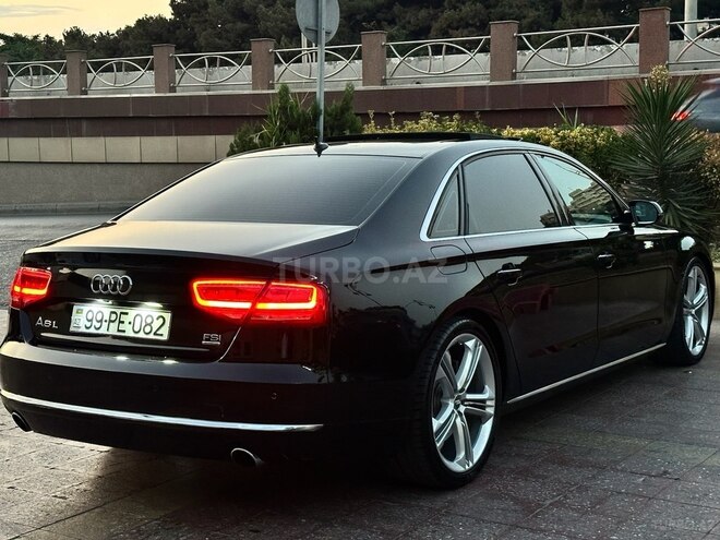 Audi A8 2011, 134,000 km - 4.2 l - Bakı