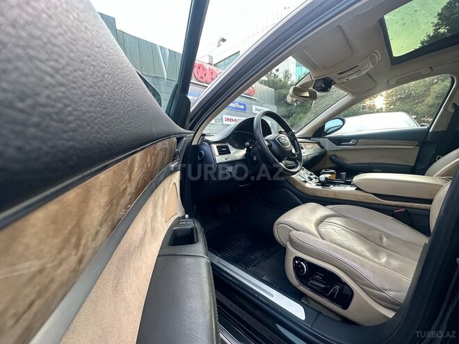 Audi A8 2011, 134,000 km - 4.2 l - Bakı