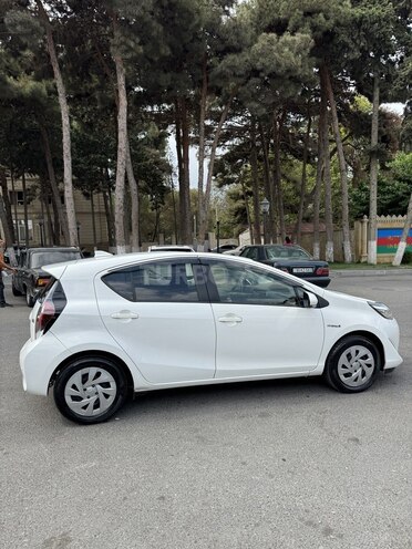 Toyota Aqua 2019, 77,000 km - 1.5 l - Bakı