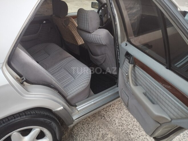 Mercedes E 230 1990, 475,000 km - 2.3 l - Bakı