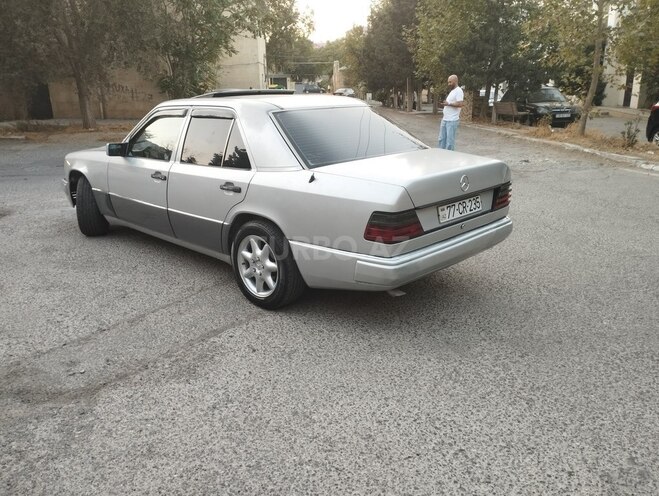 Mercedes E 230 1990, 475,000 km - 2.3 l - Bakı