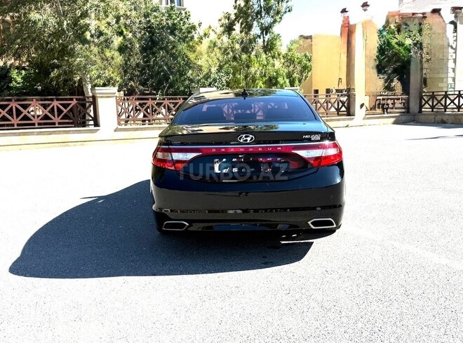 Hyundai Grandeur 2016, 220,000 km - 2.2 л - Bakı