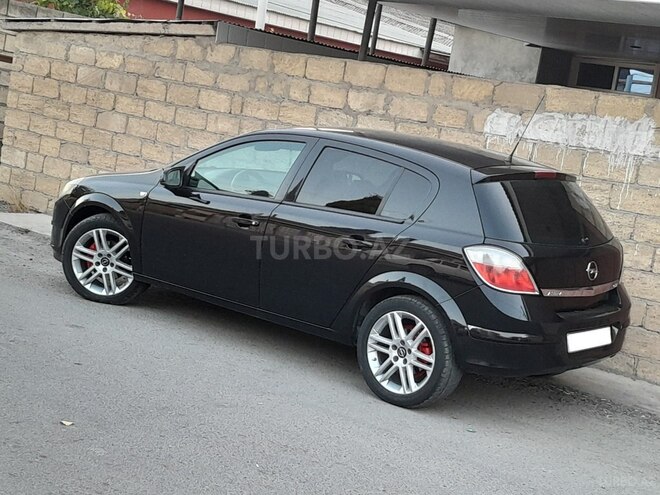 Opel Astra 2006, 289,000 km - 1.3 l - Saatlı