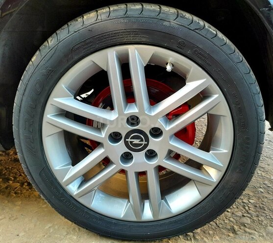 Opel Astra 2006, 289,000 km - 1.3 l - Saatlı
