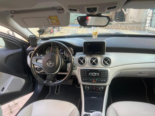 Mercedes GLA 250 4MATIC 2014, 109,383 km - 2.0 l - Bakı