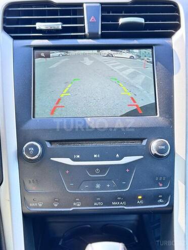 Ford Fusion (North America) 2015, 200,000 km - 1.6 l - Sumqayıt