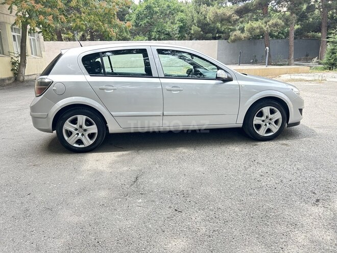 Opel Astra 2007, 232,000 km - 1.4 l - Bakı