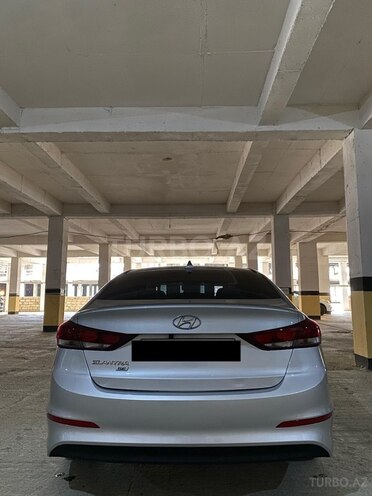 Hyundai Elantra 2015, 238,950 km - 2.0 л - Bakı