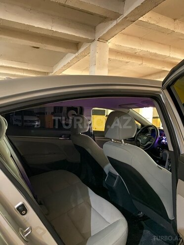 Hyundai Elantra 2015, 238,950 km - 2.0 л - Bakı