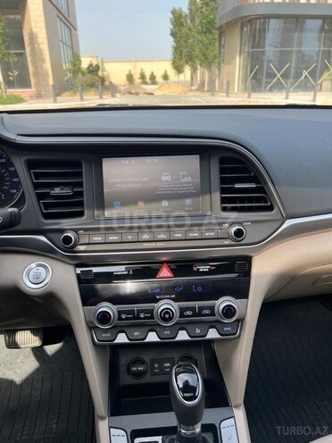 Hyundai Elantra 2019, 62,000 km - 2.0 л - Bakı