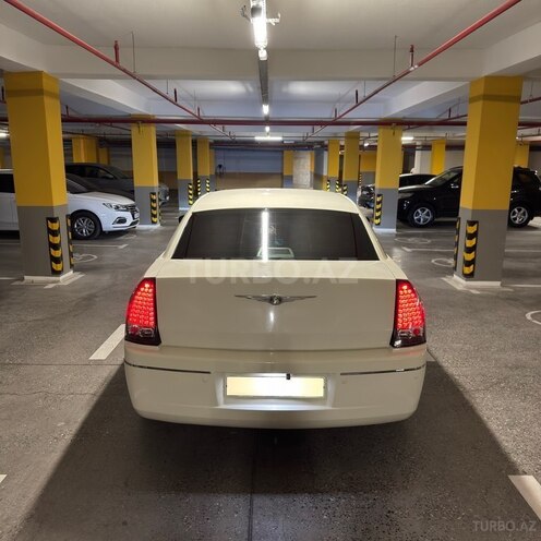 Chrysler 300C 2005, 337,000 km - 3.5 l - Bakı