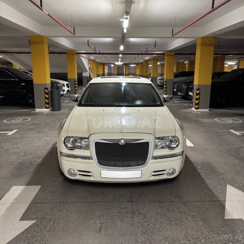 Chrysler 300C 2005, 337,000 km - 3.5 l - Bakı