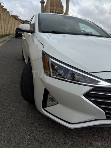 Hyundai Elantra 2019, 127,138 km - 2.0 л - Bakı