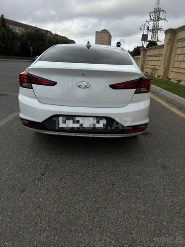Hyundai Elantra 2019, 127,138 km - 2.0 л - Bakı