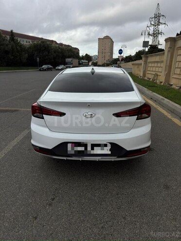 Hyundai Elantra 2019, 127,138 km - 2.0 л - Bakı