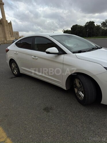 Hyundai Elantra 2019, 127,138 km - 2.0 л - Bakı