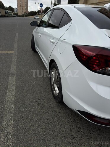 Hyundai Elantra 2019, 127,138 km - 2.0 л - Bakı