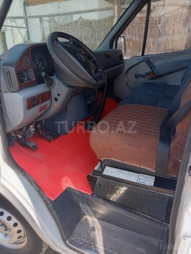 Mercedes Sprinter 312 1999, 356,000 km - 2.9 л - Biləsuvar