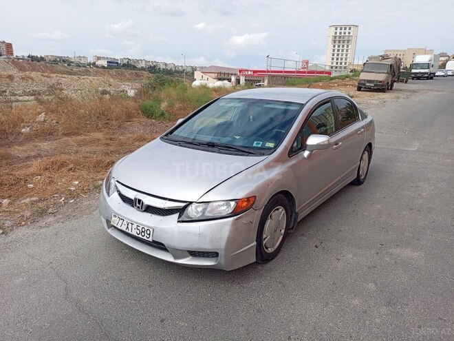 Honda Civic 2010, 330,000 km - 1.3 л - Bakı