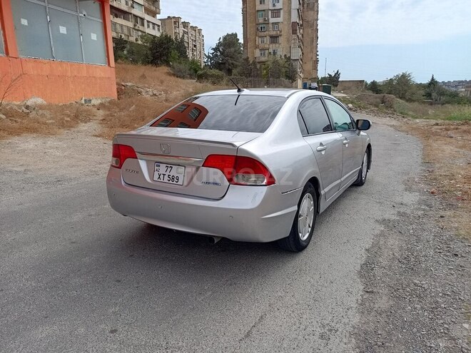 Honda Civic 2010, 330,000 km - 1.3 л - Bakı