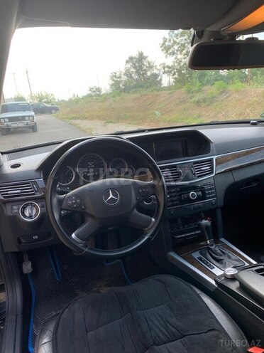 Mercedes E 220 2010, 180,000 km - 2.1 l - Xaçmaz