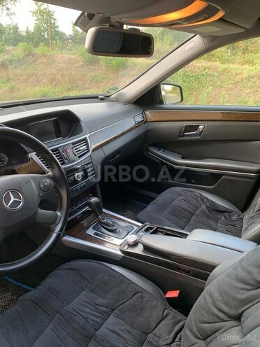 Mercedes E 220 2010, 180,000 km - 2.1 l - Xaçmaz