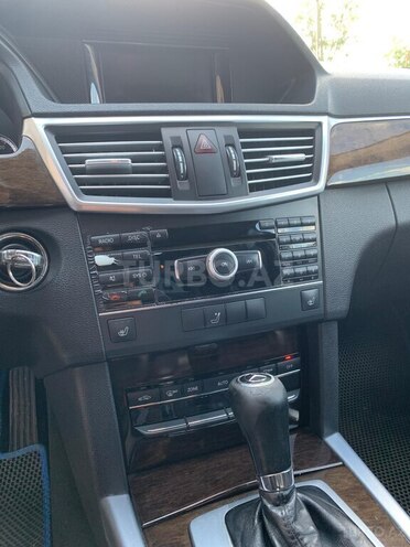 Mercedes E 220 2010, 180,000 km - 2.1 l - Xaçmaz