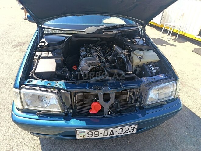 Mercedes C 220 2000, 400,000 km - 2.2 l - Bakı