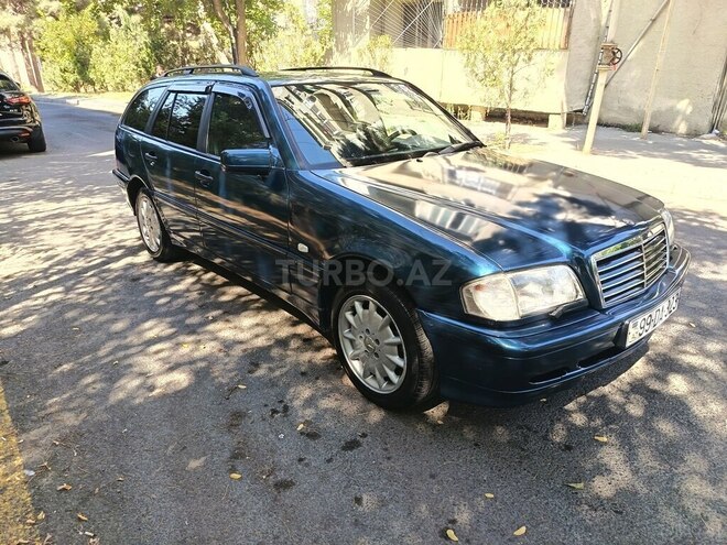 Mercedes C 220 2000, 400,000 km - 2.2 l - Bakı