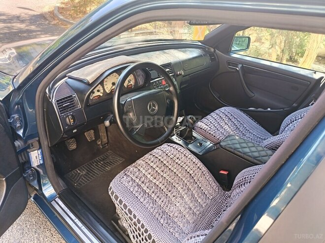 Mercedes C 220 2000, 400,000 km - 2.2 l - Bakı