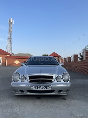 Mercedes E 320 2001, 297,000 km - 3.2 l - Xaçmaz