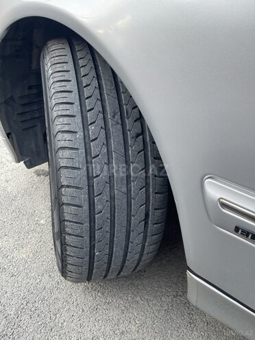 Mercedes E 320 2001, 297,000 km - 3.2 l - Xaçmaz