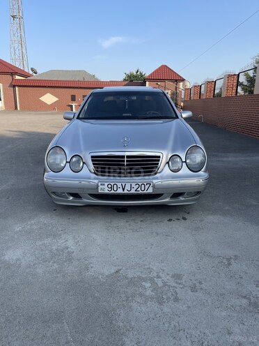 Mercedes E 320 2001, 297,000 km - 3.2 l - Xaçmaz
