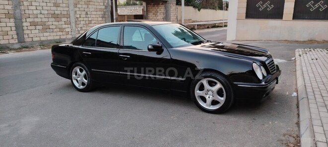 Mercedes E 240 2000, 353,000 km - 2.4 l - Bakı