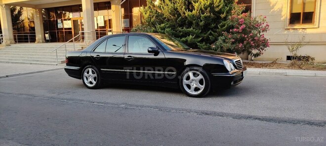 Mercedes E 240 2000, 353,000 km - 2.4 l - Bakı