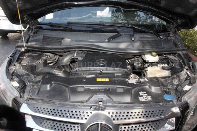 Mercedes  2018, 300,000 km - 1.9 l - Bakı