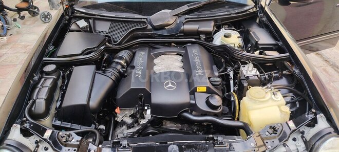 Mercedes E 240 2000, 353,000 km - 2.4 l - Bakı