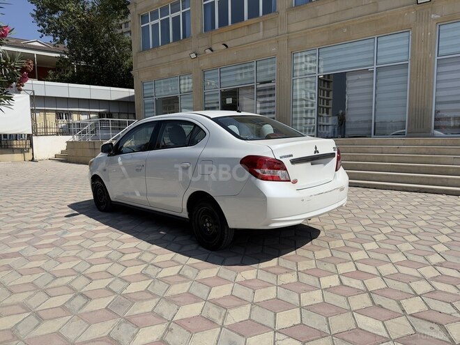 Mitsubishi Mirage 2018, 84,200 km - 1.2 л - Bakı