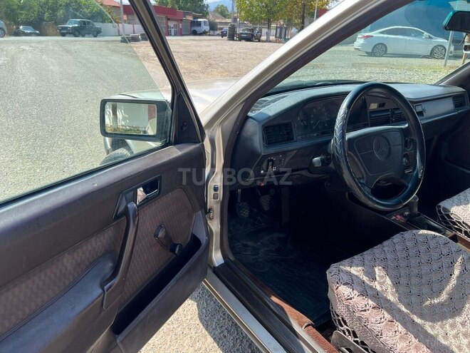 Mercedes 190 1991, 230,468 km - 2.0 л - Lənkəran