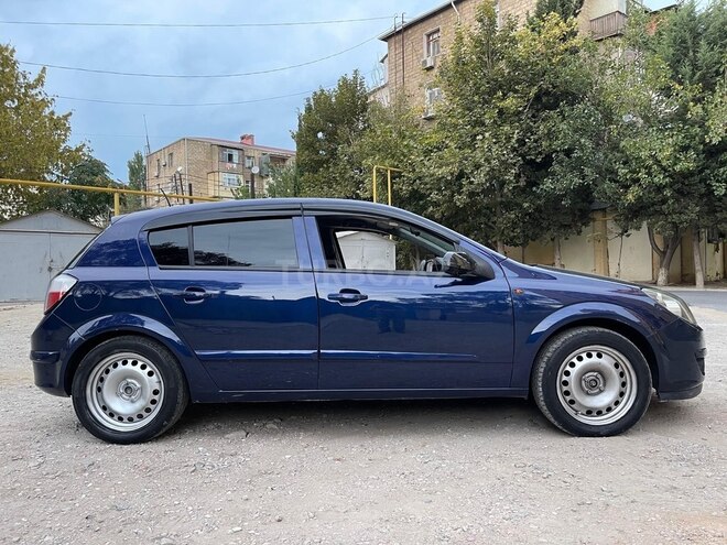 Opel Astra 2005, 300,000 km - 1.4 l - Bakı