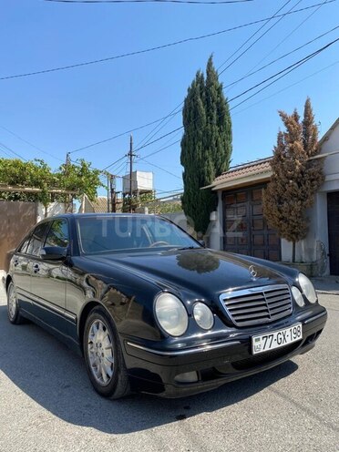 Mercedes E 320 2001, 357,180 km - 3.2 л - Bakı