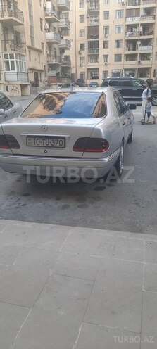Mercedes E 300 1999, 571,000 km - 3.0 l - Bakı