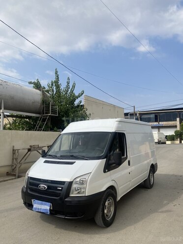 Ford Transit-1