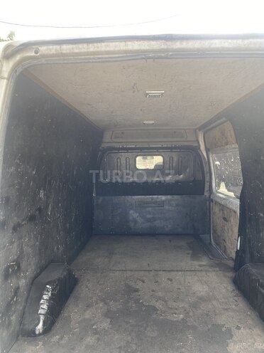 Ford Transit-9
