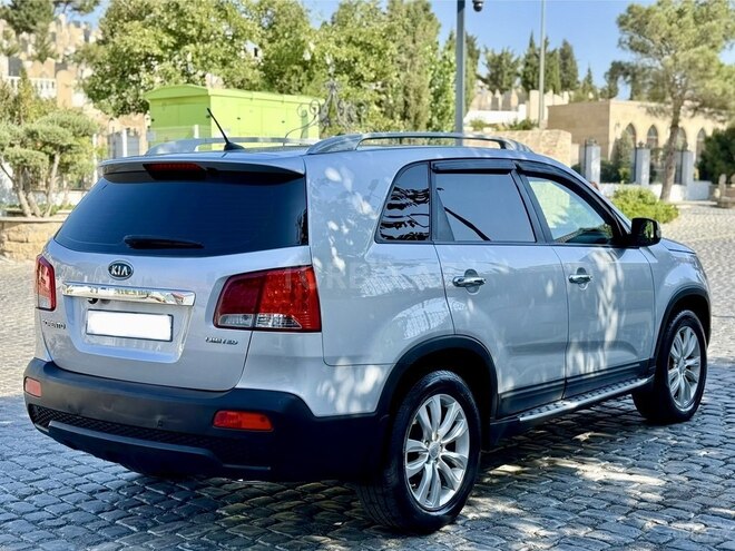 Kia Sorento 2010, 245,000 km - 2.0 l - Bakı