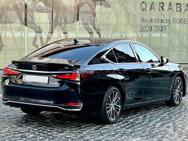 Lexus ES 300h 2022, 41,000 km - 2.5 l - Bakı