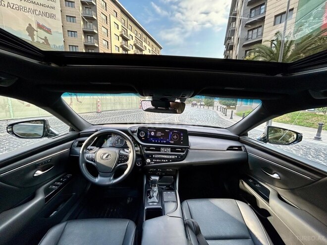 Lexus ES 300h 2022, 41,000 km - 2.5 l - Bakı