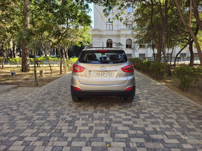 Hyundai ix35 2013, 196,324 km - 2.0 l - Bakı