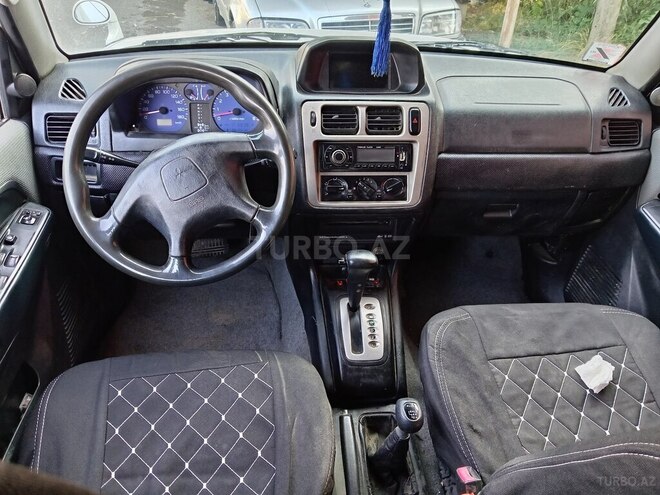 Mitsubishi Pajero io 1999, 356,000 km - 1.8 l - Qazax