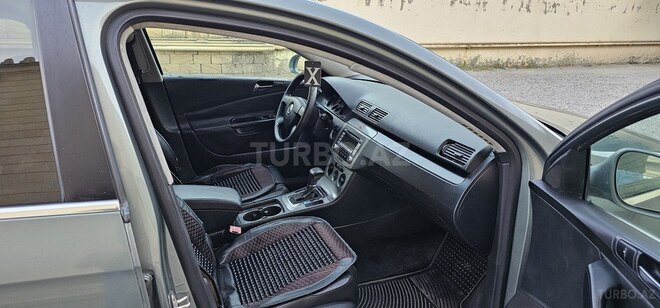 Volkswagen Passat 2005, 283,000 km - 2.0 l - Şamaxı